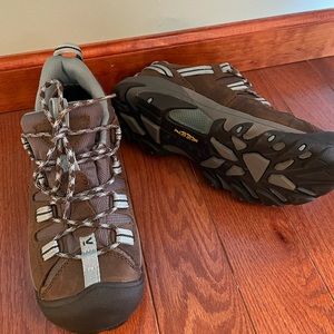 New Keen Targhee II Hiking boots